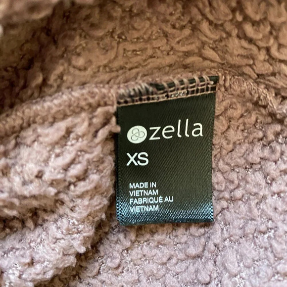 Zella Women's XS Furry Fleece Funnel Neck Teddy Mock Neck Pullover Purple Moon - Picture 15 of 16